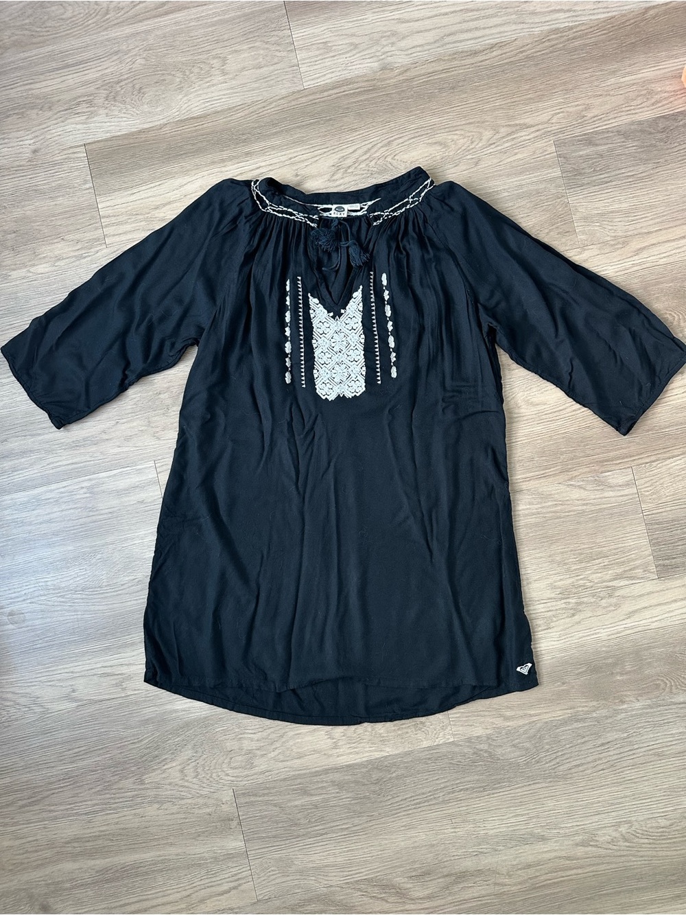 Roxy Cover Up Embroidered Tunic Top